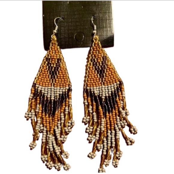 Jewelry - NIP Unique Design Rhombus Shaped Earrings